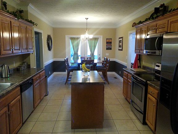 Kitchen with island