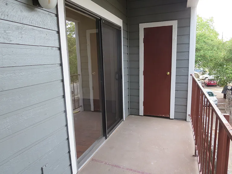 2901 San Jacinto Blvd #207 — Photo 14
