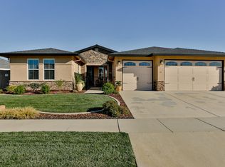 421 Belvedere Dr, Redding, CA 96003