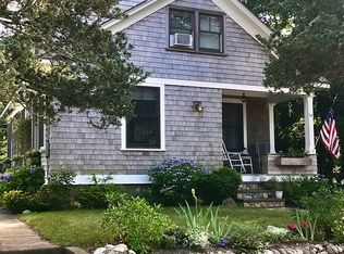 54 Summer St, Tisbury, MA 02568
