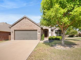 231 Carson Dr, Waxahachie, TX 75167