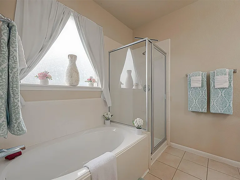 9906 Bronze Mill Ln — Photo 14