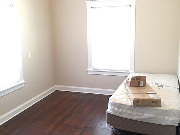 4th image of 1112 N Evans St