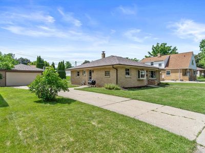 3225 S 80th STREET, Milwaukee, WI, 53219