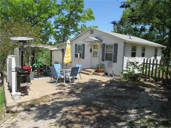 31446 Chance Ave, Warsaw, MO 65355