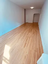 Rented by Metropolis Real Estate of Manhattan