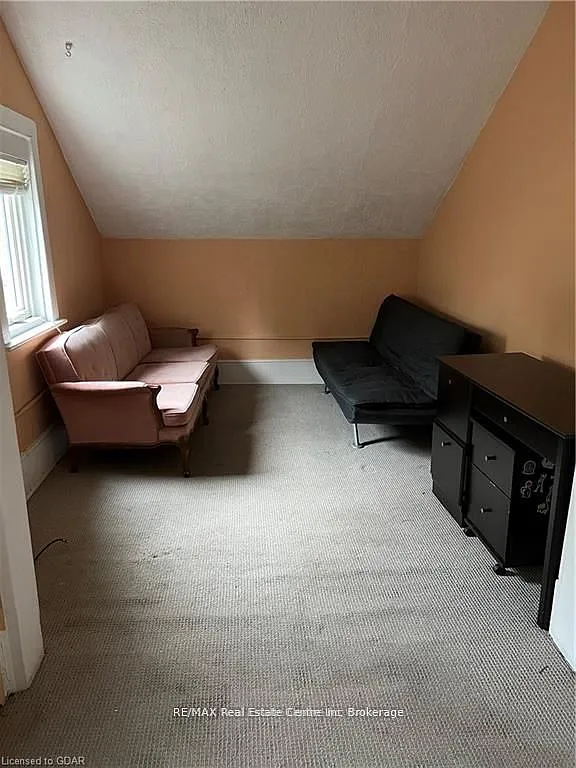 2 bed, $1,650 — Photo 4
