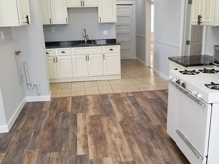 30 Thorne St #3 — Photo 2
