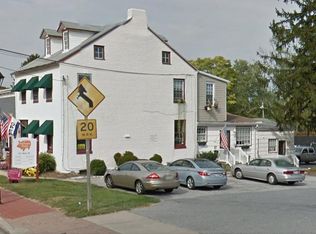 227 Main St APT E, Reisterstown, MD 21136