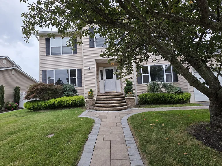 24 Abraham Dr — Photo 4
