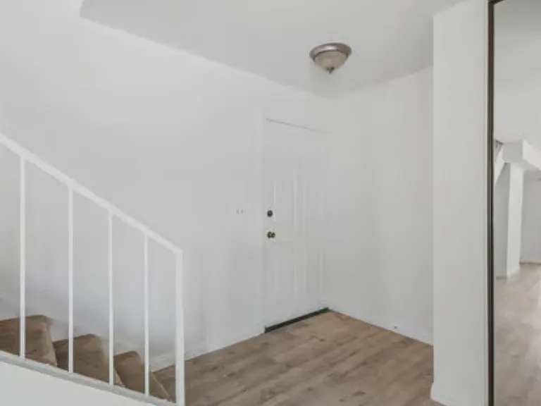 4148 Whitsett Ave #109 — Photo 9