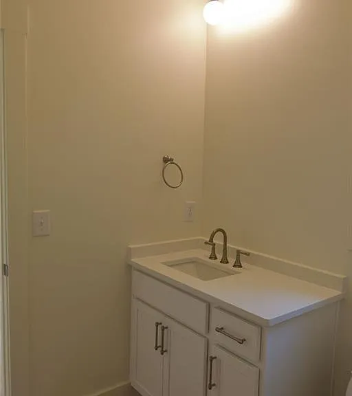 1070 Moreland Dr — Photo 15
