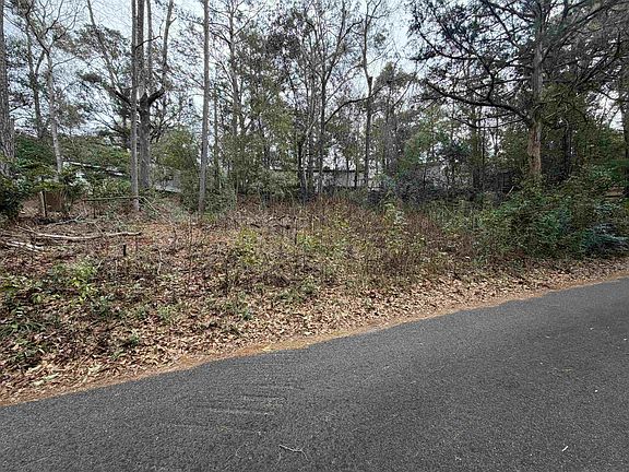 3rd image of 1919 Sika Deer Dr