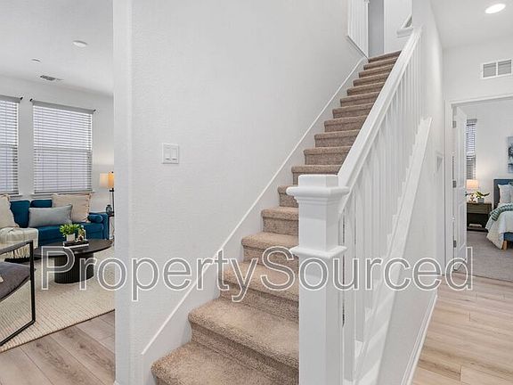 5th image of 2372 Garden Farms Ave