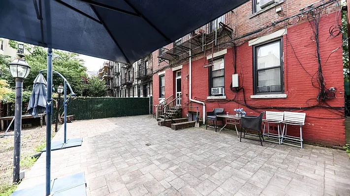 Rented by RBM Management | media 10