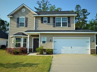 1215 Peacock Trl, Hinesville, GA 31313