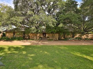 1918 River Oaks Rd, Abilene, TX 79605