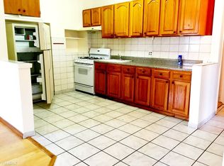 2133 25th Rd, Astoria, NY 11102