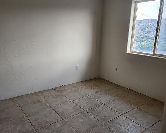 5th image of 45 Willow Springs Rd
