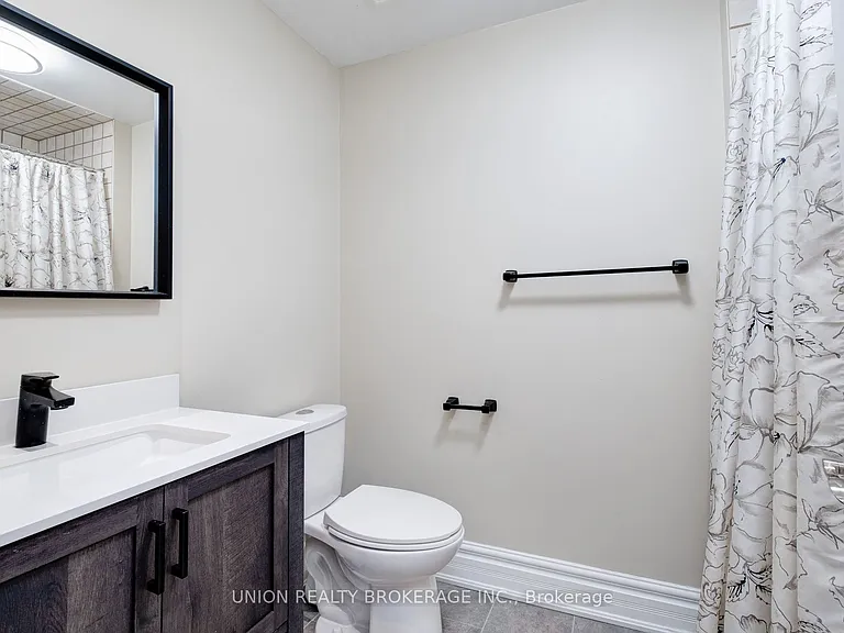 77 Logan Ave — Photo 12
