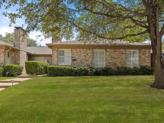 2nd image of 10694 Pagewood Dr