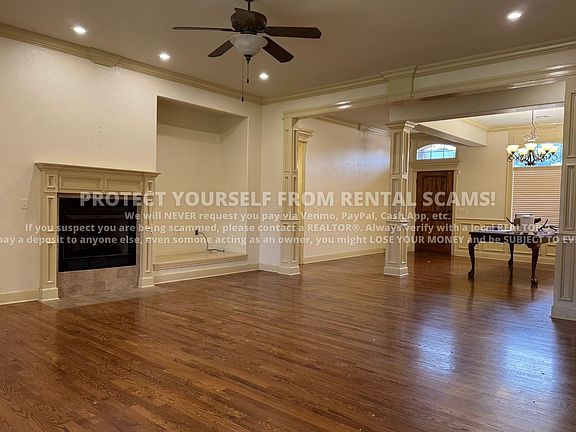4th image of 1201 SW Westbury Pl