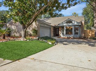 11414 Overbrook Ln, Houston, TX 77077