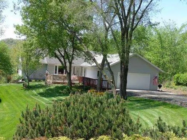 N4953 Oakview Dr, West Salem, WI 54669