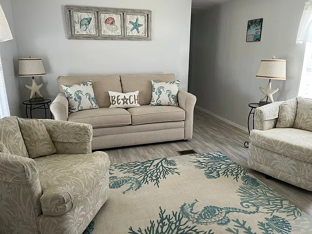 7622 Silage Cir — Photo 10