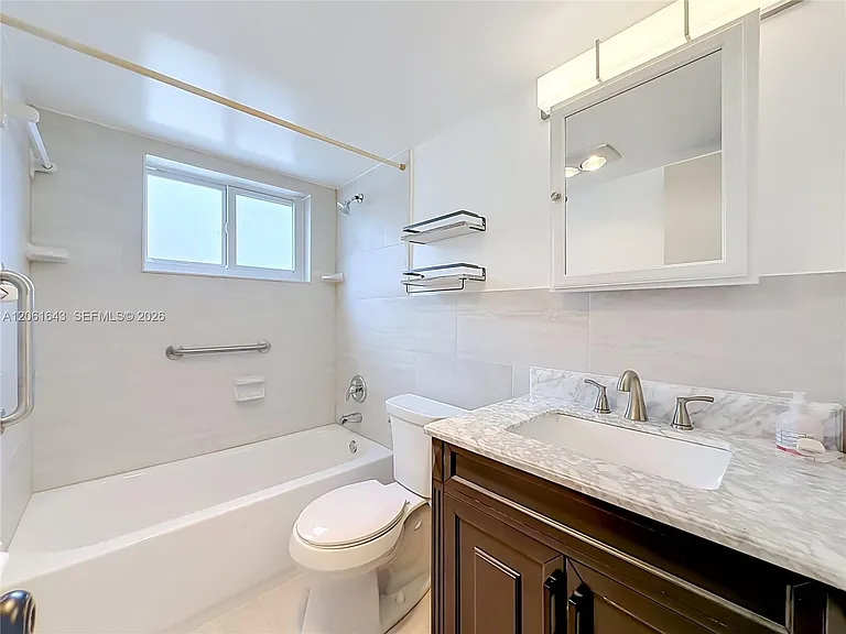 6211 SW 37th St #108 — Photo 23