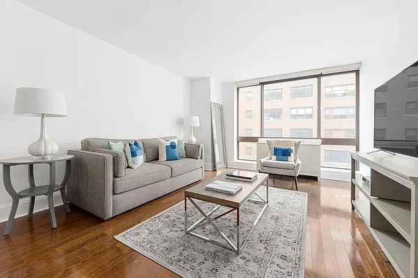 Rented by Douglas Elliman | media 25