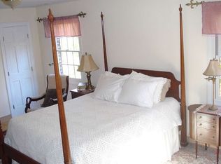 226 W Brook Run Dr, Henrico, VA 23238