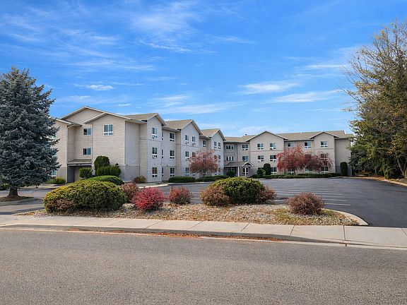 2nd image of 150 Skeels Ave #24ba6a595