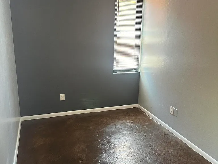 713 Wilkinson Blvd #1 — Photo 35