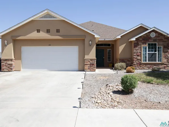 29 Holly Loop, Roswell, NM 88201