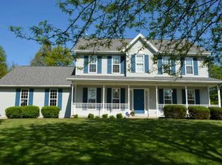 1057 Spring Falls Ave, Springfield, OH 45502