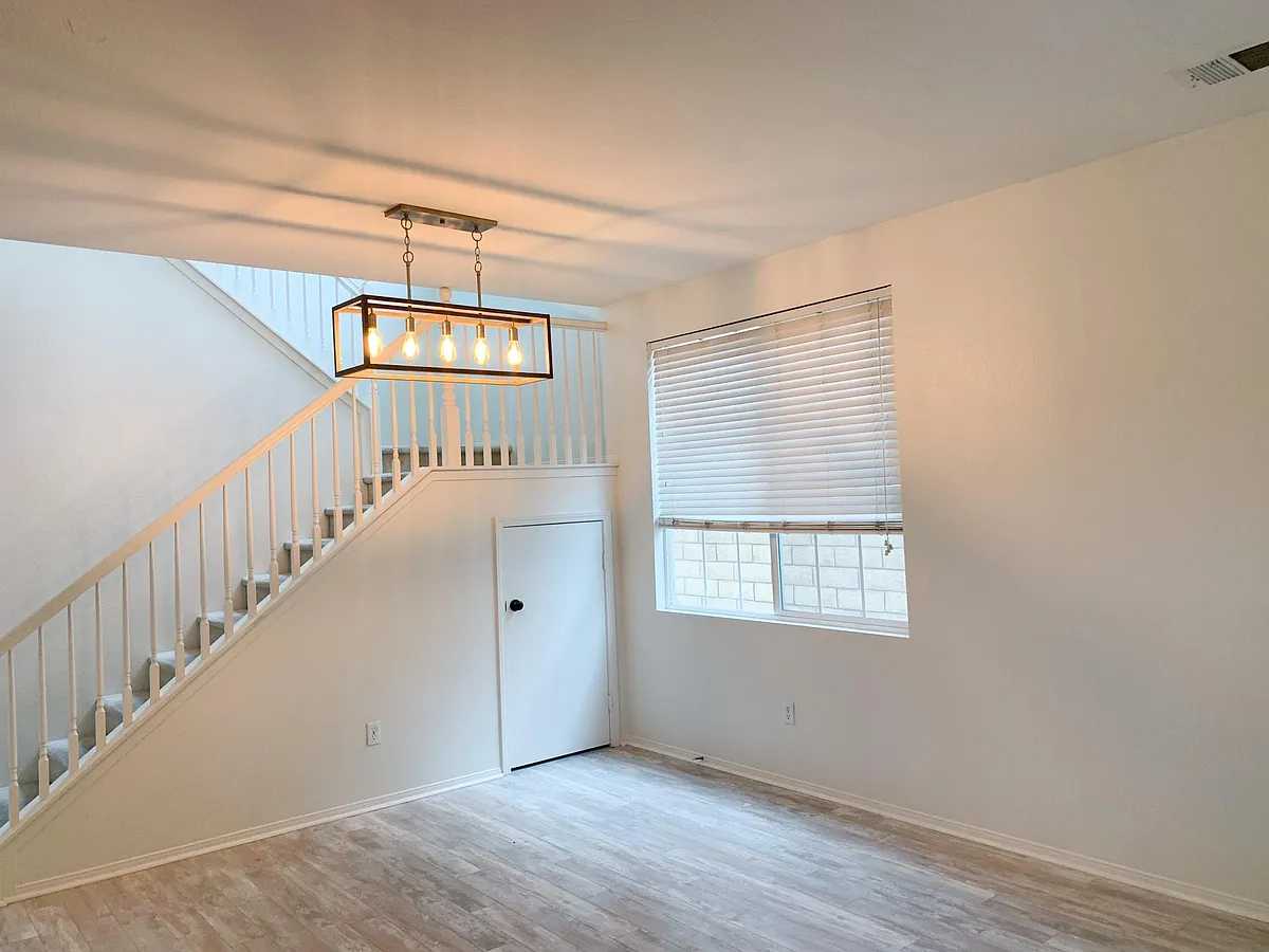Living room - 23823 Via Campana