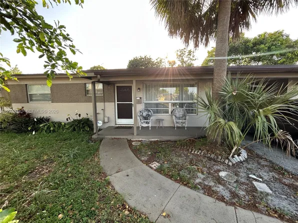571 SW 29th Ter, Fort Lauderdale, FL 33312
