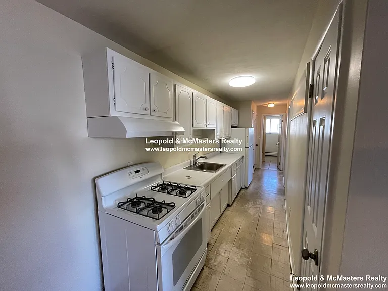 101 Litchfield St #1 — Photo 9