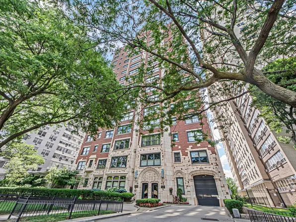 3920 N Lake Shore Dr APT 3S, Chicago, IL 60613