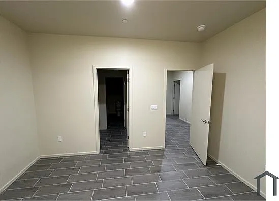13701 El Rio Ln — Photo 12