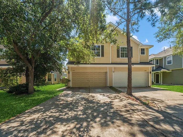 17602 Bering Bridge Ln — Photo 1