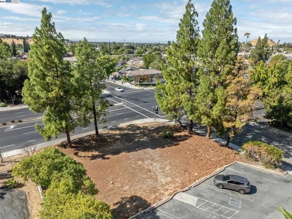 3801 Sunset Ln, Antioch, CA 94509