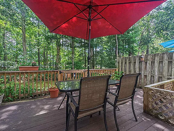 41 Seneca Dr #1062 — Photo 18