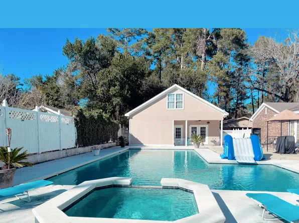 2114 Jerry Jones Dr #B, Valdosta, GA 31602