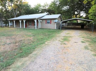 308 Honey Grove St, Roxton, TX 75477