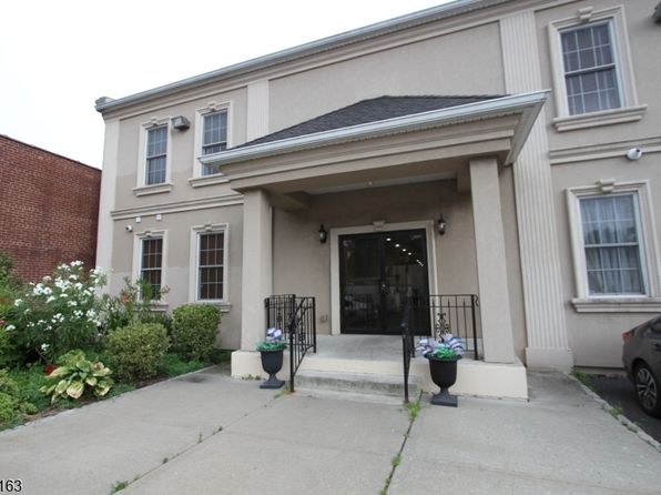 1 John St APT 12