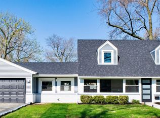 4142 Maple Ave, Lyons, IL 60534