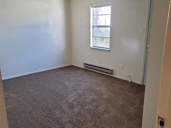 4th image of 2320 S Solano Dr #B