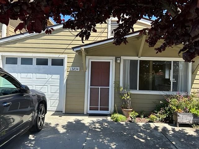 1st image of 3234 Mission Dr